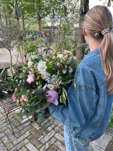 Indlæs billede til gallerivisning Karen Blixen Buket